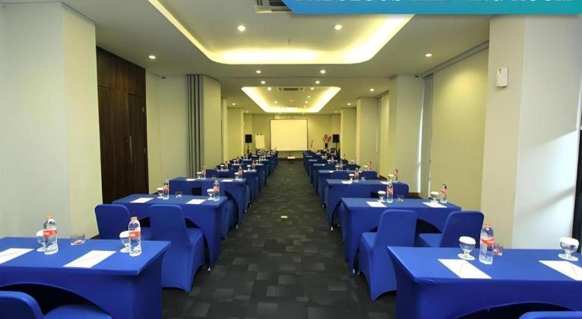 Indies Hotel Bandung Exterior foto
